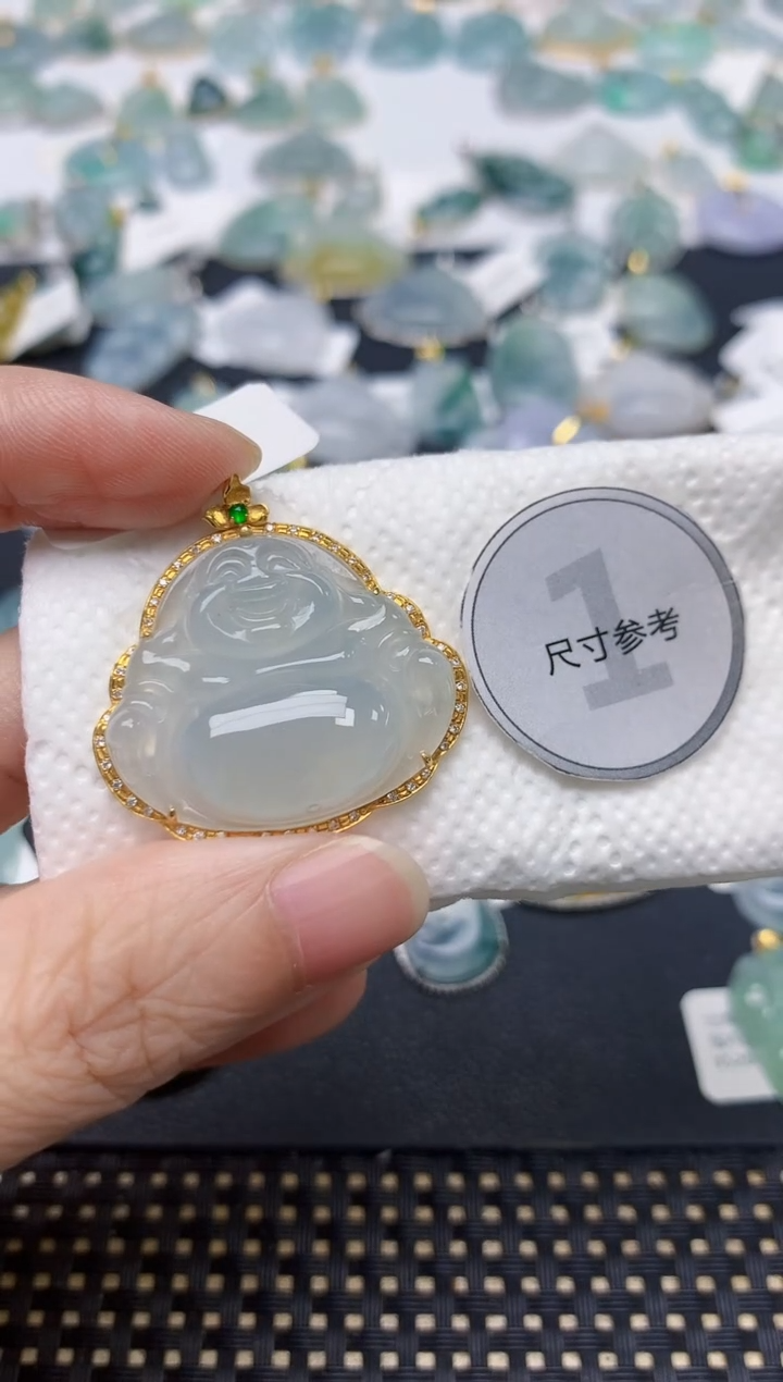 颈饰18K金镶嵌翡翠天然缅甸A货翡翠