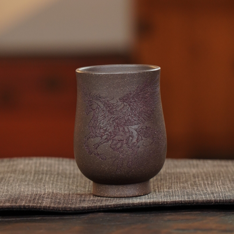 手工杯 | 宜兴紫砂 刻绘飞马紫砂杯