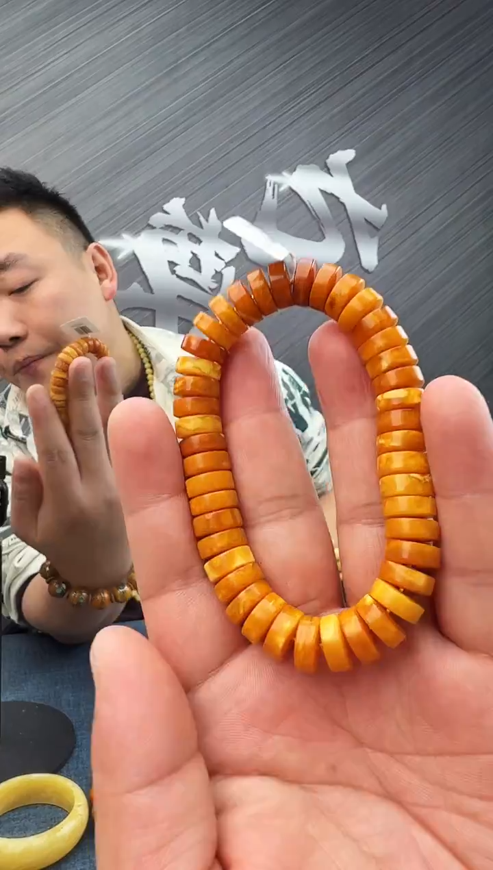 蜜蜡未镶嵌珠宝奇石假一罚十17，10.9多样性发其一