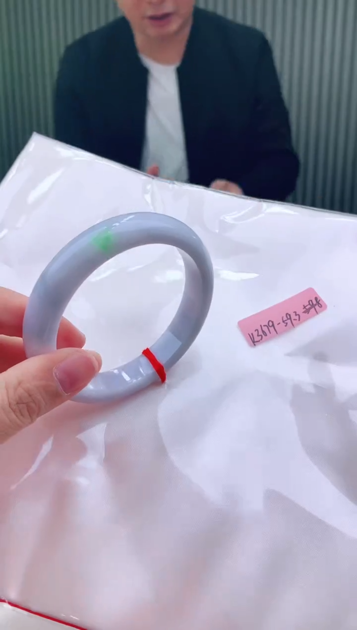 未镶嵌手镯翡翠59
