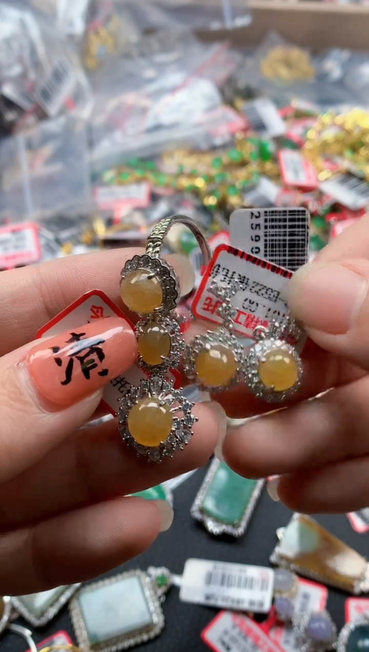 银S925镶嵌戒指翡翠天然A货缅甸翡翠