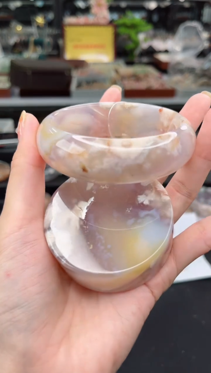 【闪购商品】石英质玉手镯未镶嵌61圈口（赠品镯心）3570366