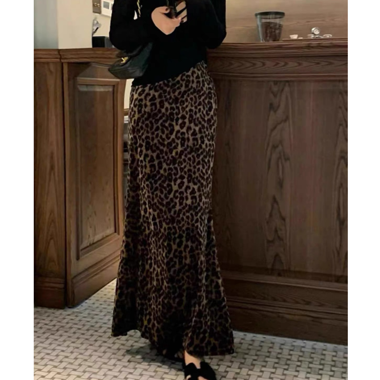 复古丝绒豹纹a字鱼尾裙2025新款气质高级感减龄显瘦中长款半身裙
