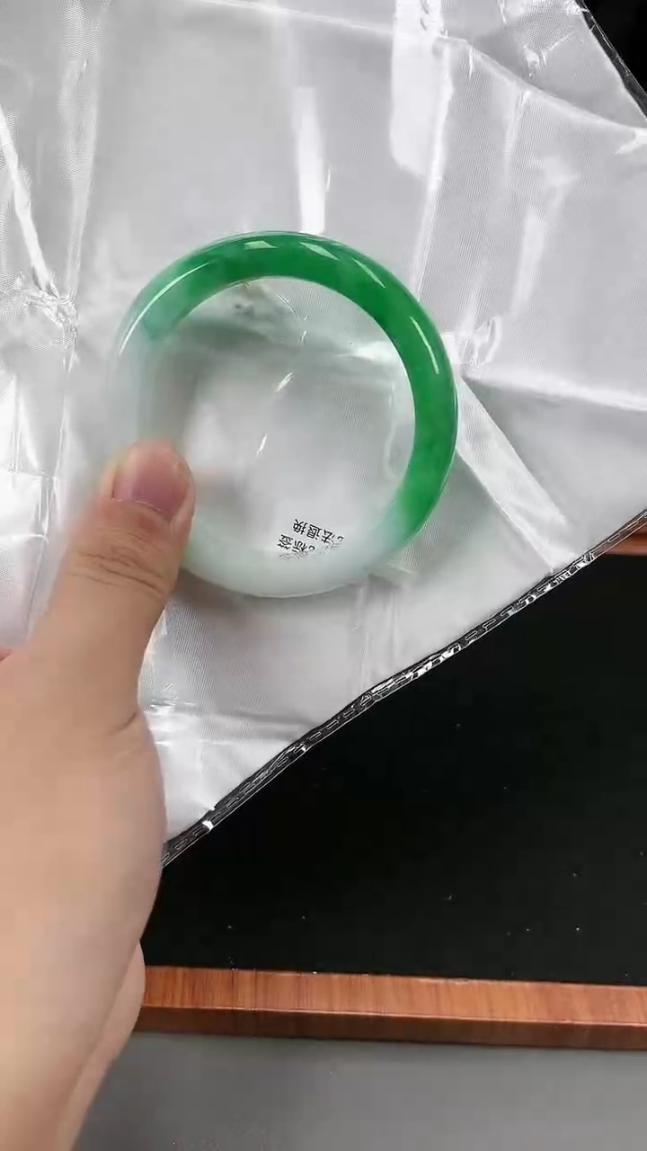 【闪购商品】砖雕h67 半山水手镯 圈口53-61