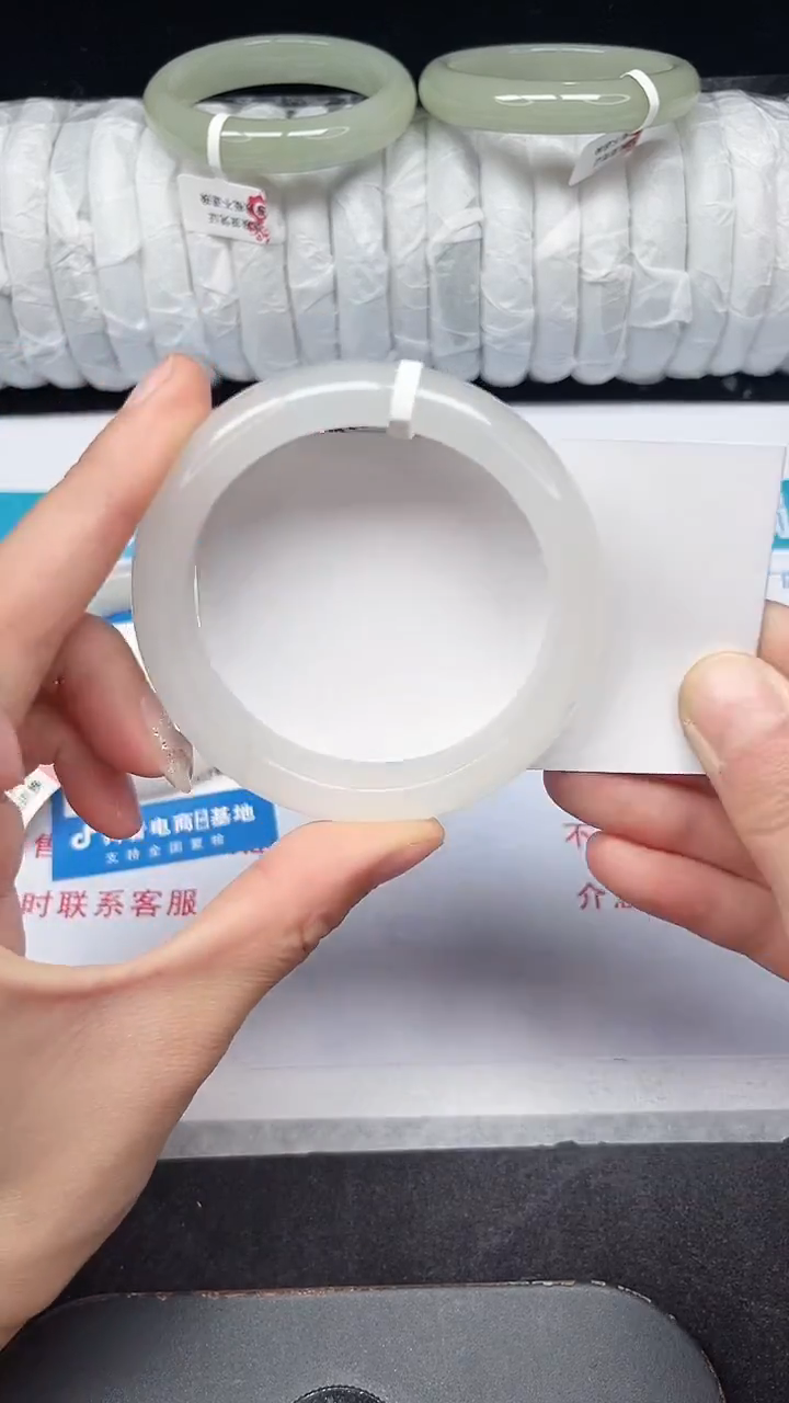 未镶嵌手镯石英质玉376-54/55