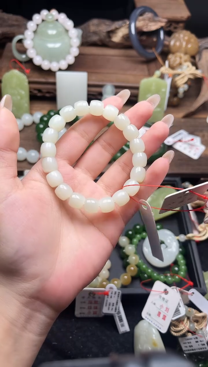 未镶嵌手串和田玉硕*卡10新疆于田 极限弧9014864