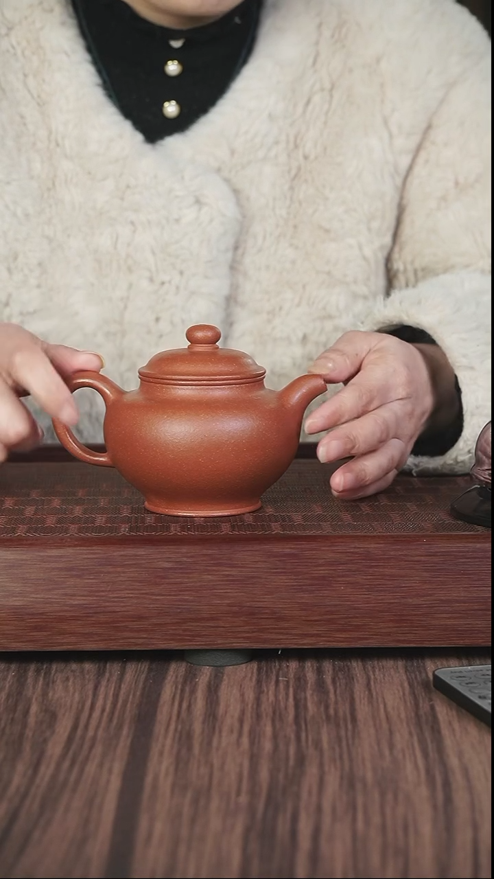 【闪购商品】紫砂茶壶xj  红降坡  掇只