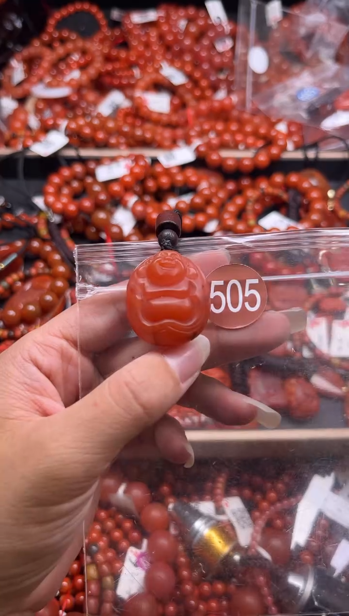 南红玛瑙未镶嵌珠宝奇石505