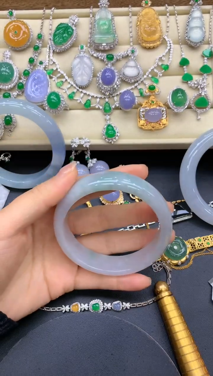 【闪购商品】翡翠手镯未镶嵌320-中国好珍宝