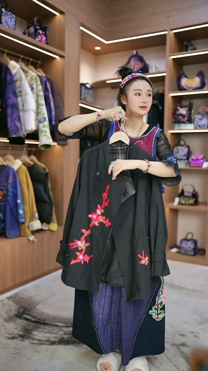 织绣L29黔东南苗族刺绣