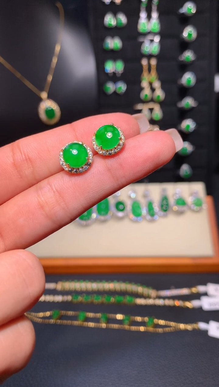 【闪购商品】翡翠耳饰银S925镶嵌耳钉