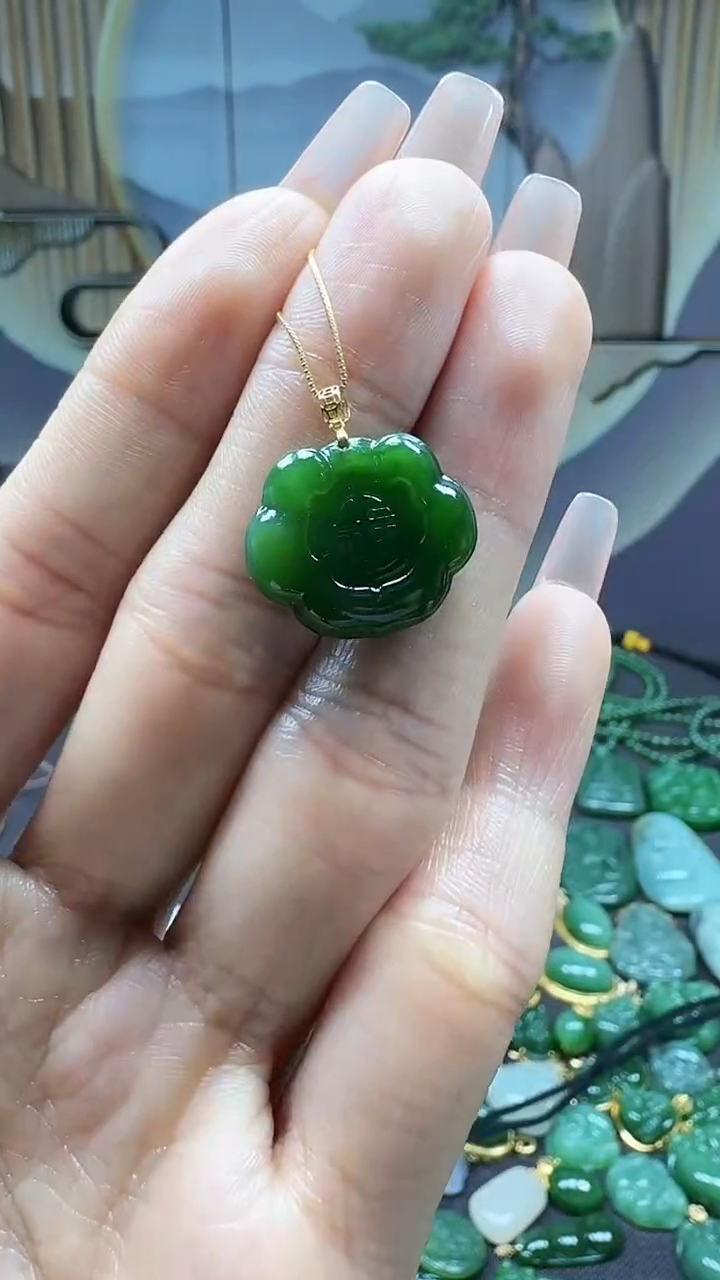 【闪购商品】和田玉吊坠(不含链)18K金镶嵌1