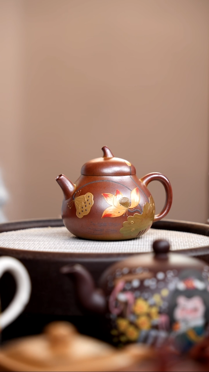 茶壶紫砂柴烧茄瓜泥绘荷花