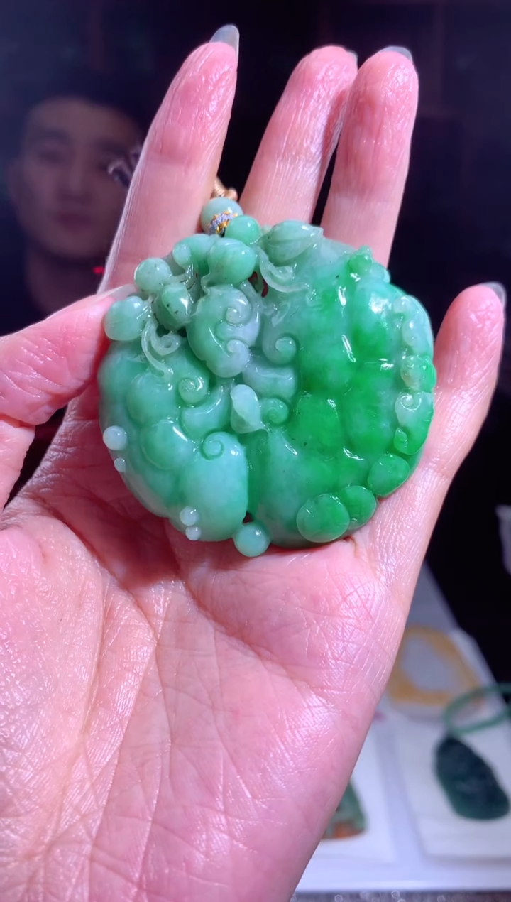 【闪购商品】定制翡翠未镶嵌挂件发货（拍一发一）