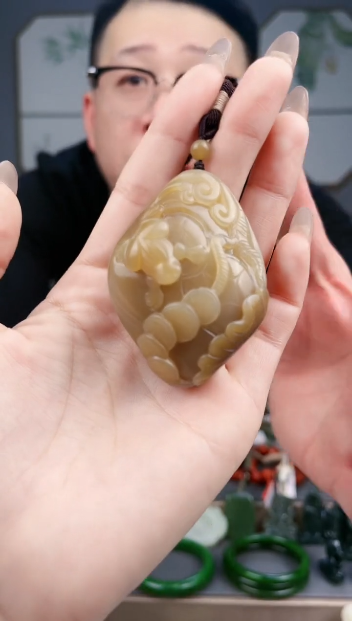 【闪购商品】和田玉颈饰未镶嵌AA多样性发货 