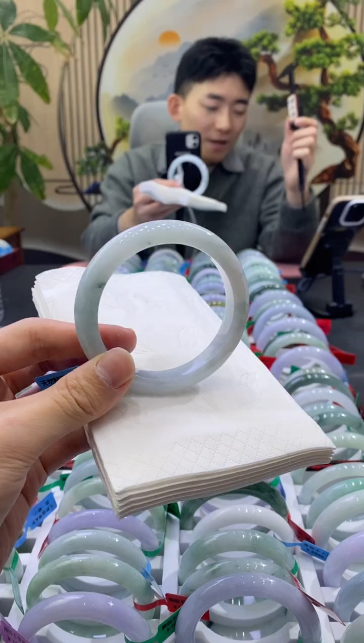 未镶嵌手镯翡翠9553