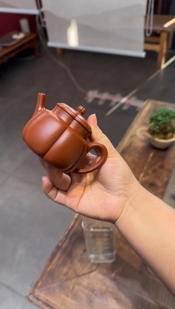 茶壶紫砂一**西繁花 朱泥