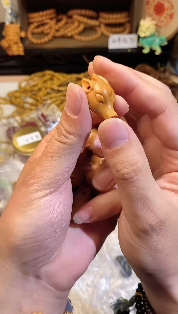 【闪购商品】非洲檀香吊坠鹿头三通