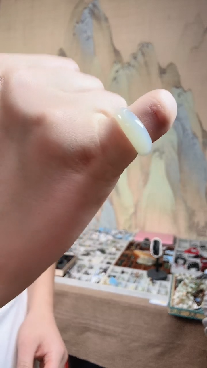 【闪购商品】和田玉戒指未镶嵌.