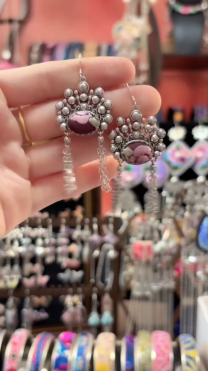 织绣 云织谣民族风精美饰品   320**