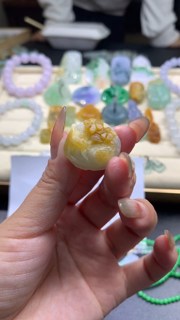 【闪购商品】定制翡翠未镶嵌翡翠