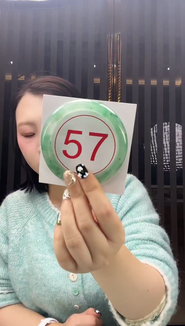 未镶嵌手镯石英质玉9