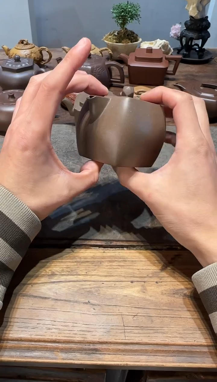 茶壶紫砂不****）隐正紫砂壶