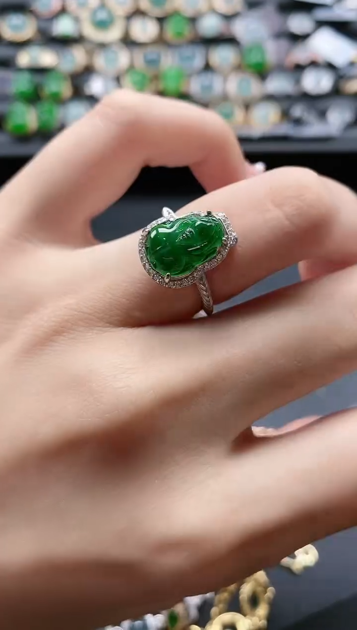 【闪购商品】翡翠戒指银S925镶嵌51511