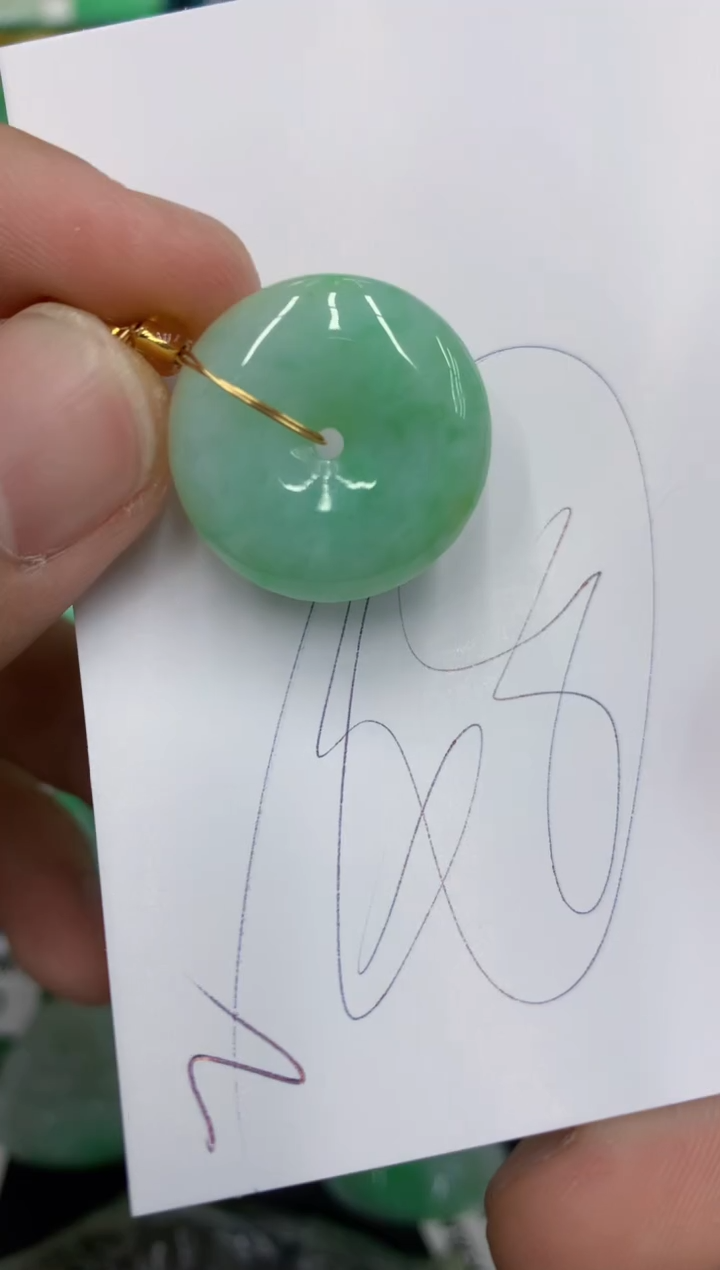 【闪购商品】翡翠颈饰未镶嵌翡翠