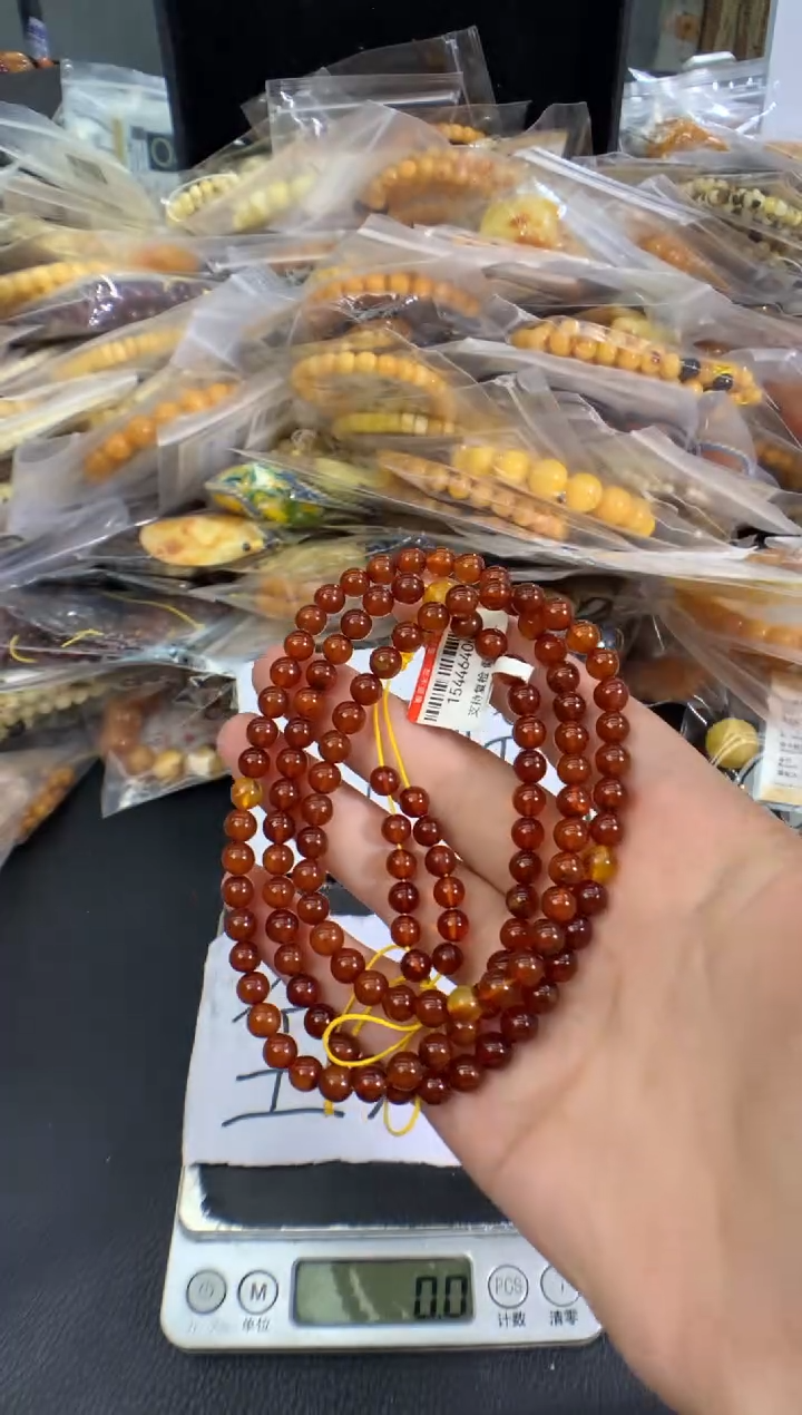 蜜蜡未镶嵌珠宝奇石1