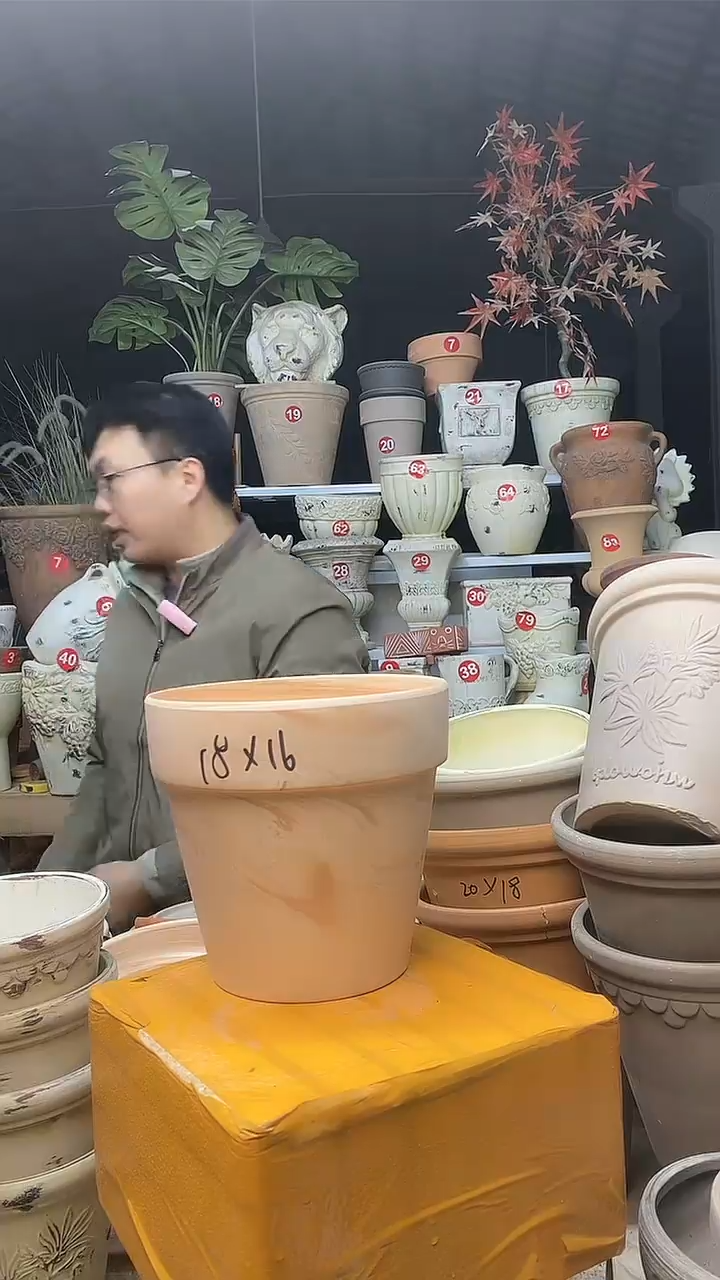 【闪购商品】缸1个18*16（红白）陶玛琪朵 无托无托