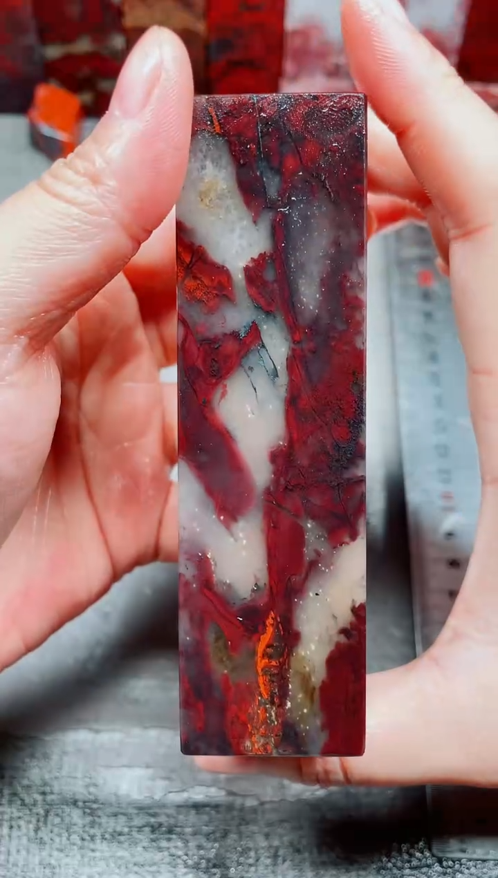 玉桂林鸡血玉素章3.0左右--21