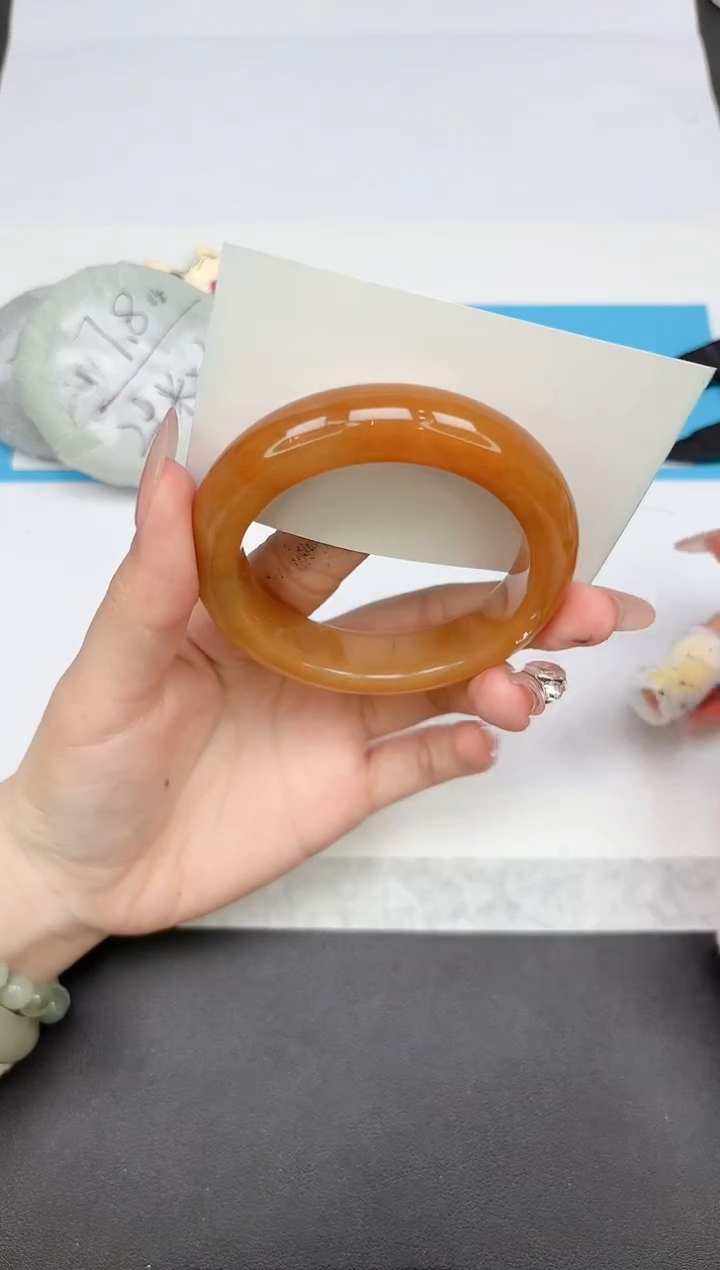 【闪购商品】石英质玉手镯未镶嵌458-56