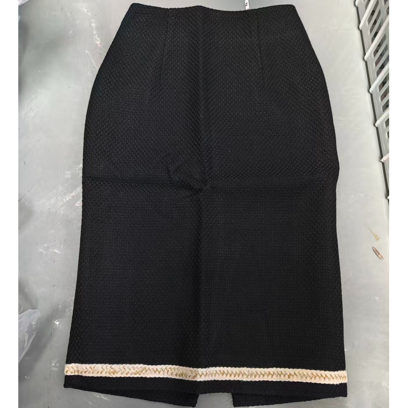 剀剀莉（黑色白边半裙）轻奢黑色时尚气质小香风半裙