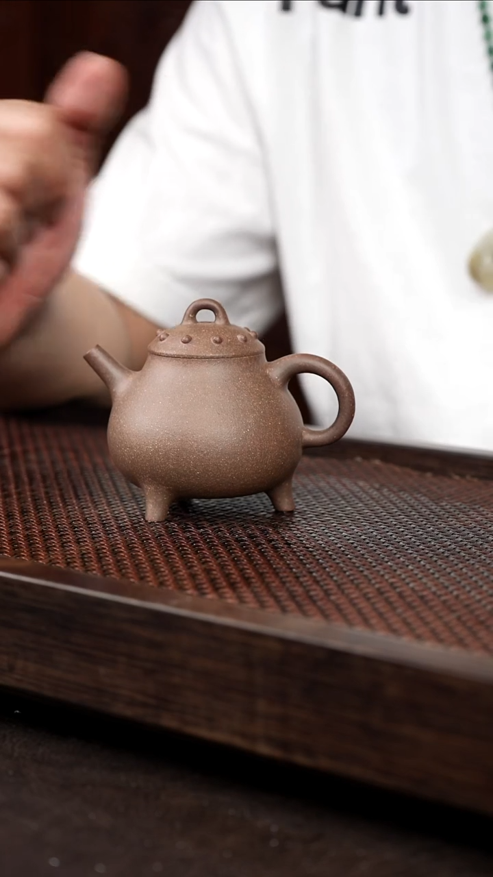 茶壶紫砂6-2三足鼎