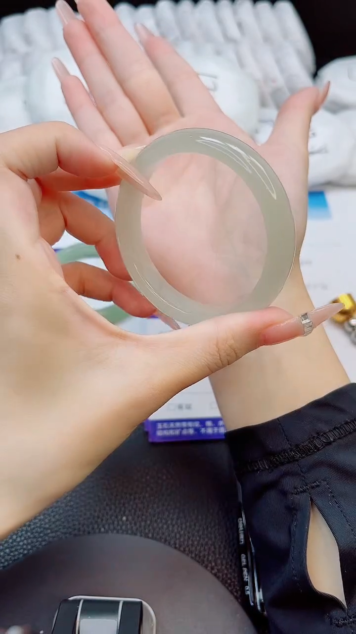 未镶嵌手镯石英质玉61-57