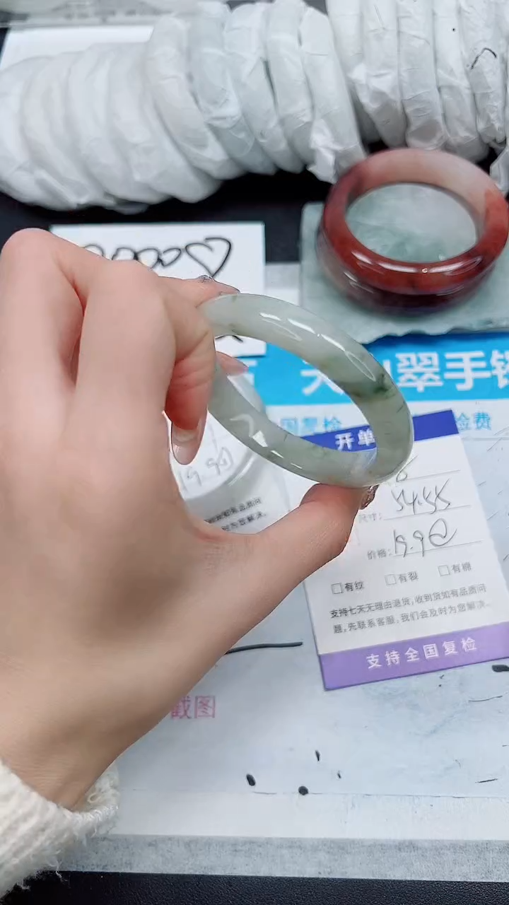 【闪购商品】石英质玉手镯未镶嵌A28-54/55