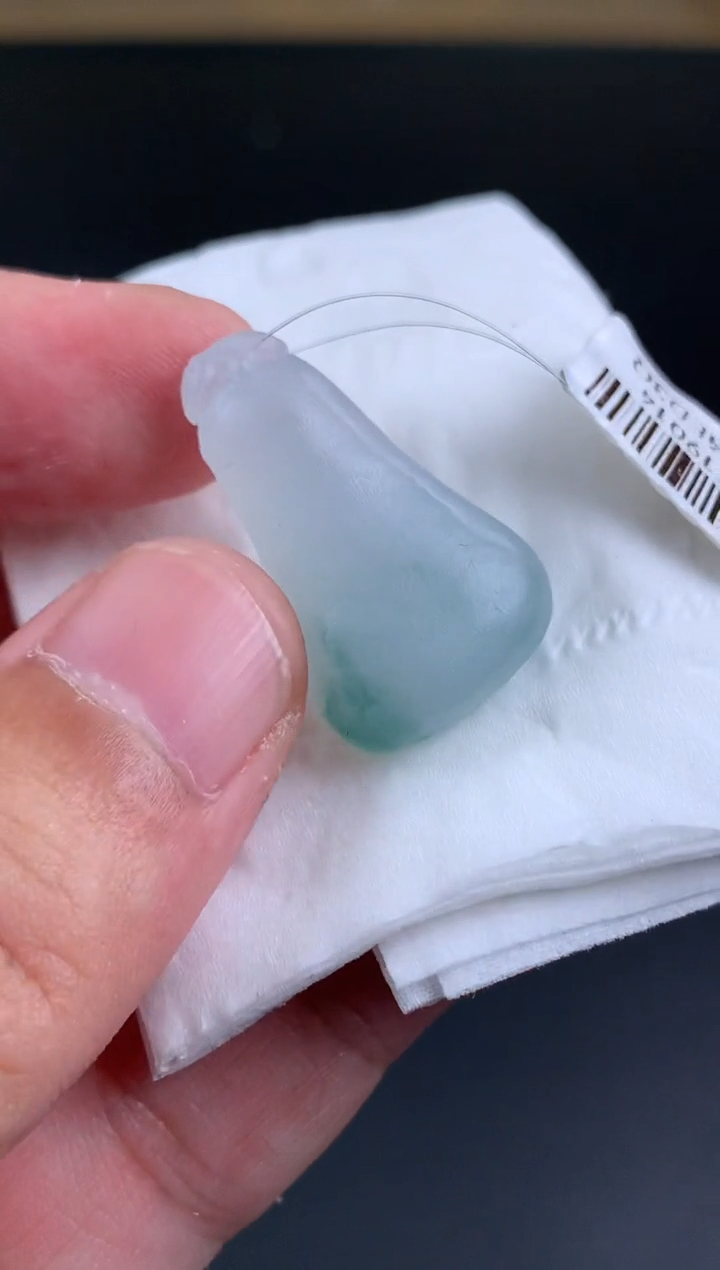 【闪购商品】定制翡翠未镶嵌翡翠·