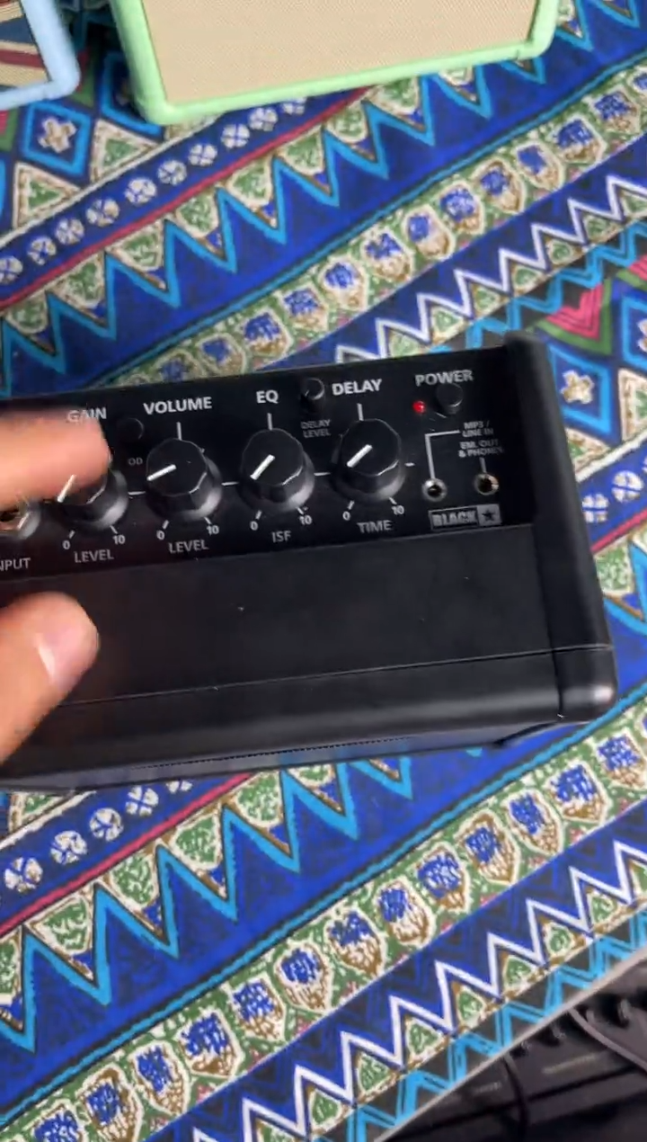 FLY3新手入门小音箱黑色(展品 不支持退换 顺丰到付)   