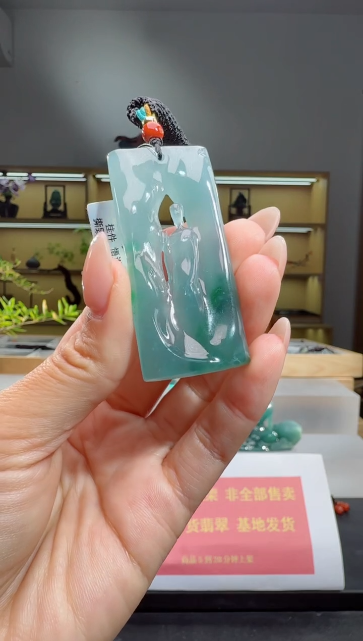 吊坠(不含链)未镶嵌翡翠佛