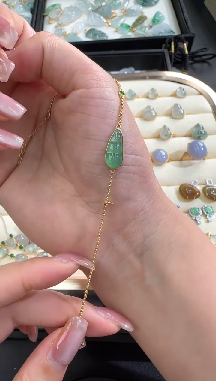 【闪购商品】翡翠颈饰18K金镶嵌250213294