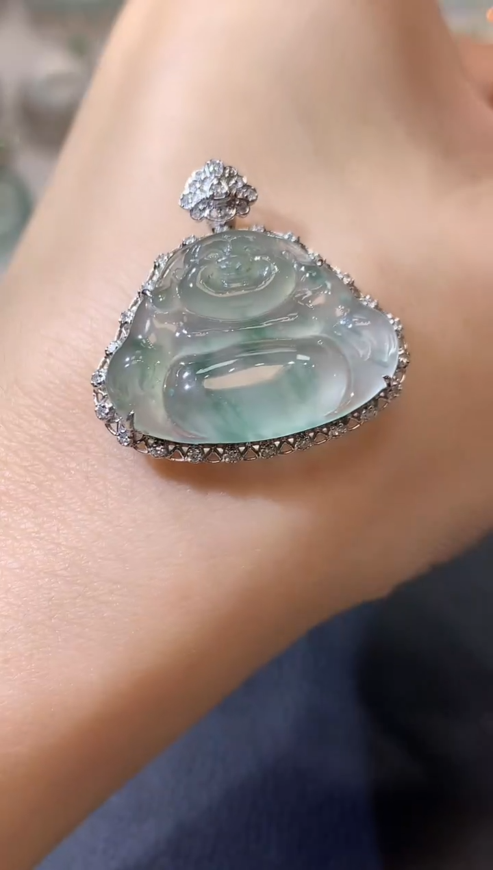 【闪购商品】翡翠吊坠(不含链)18K金镶嵌D3