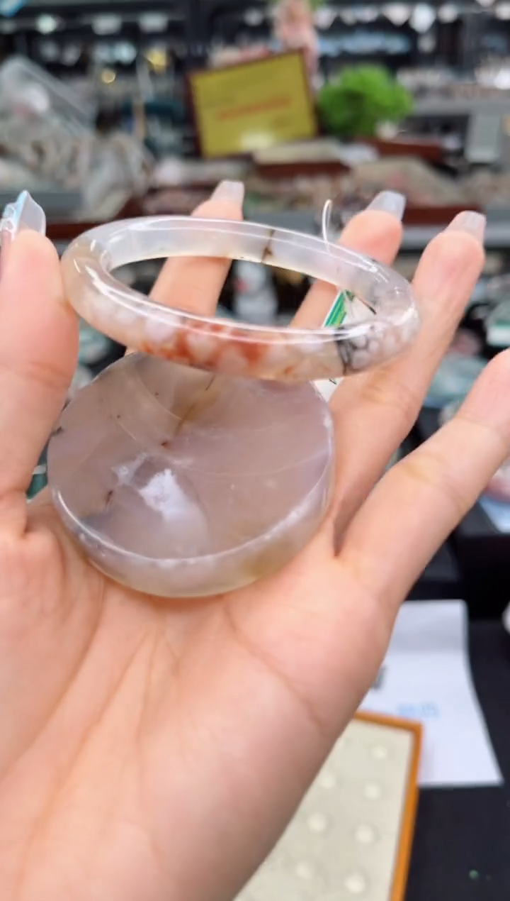 【闪购商品】石英质玉手镯未镶嵌54圈口（赠品镯心）6039401