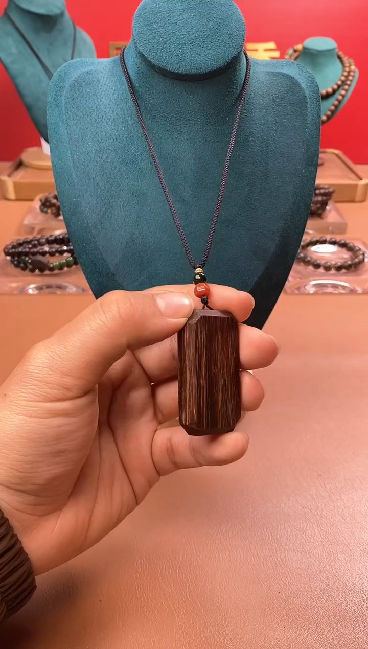 【闪购商品】沉香木手串沉水帝王玉化白棋四方来财牌