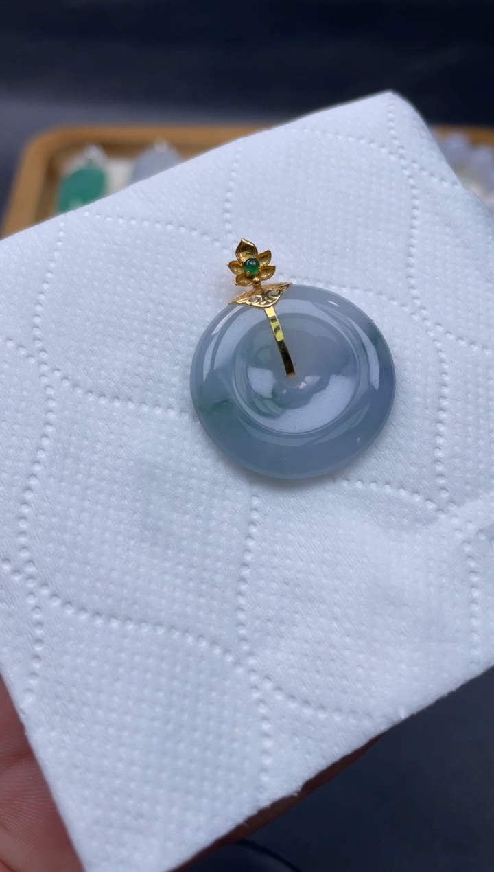 【闪购商品】翡翠颈饰18K金镶嵌30..........