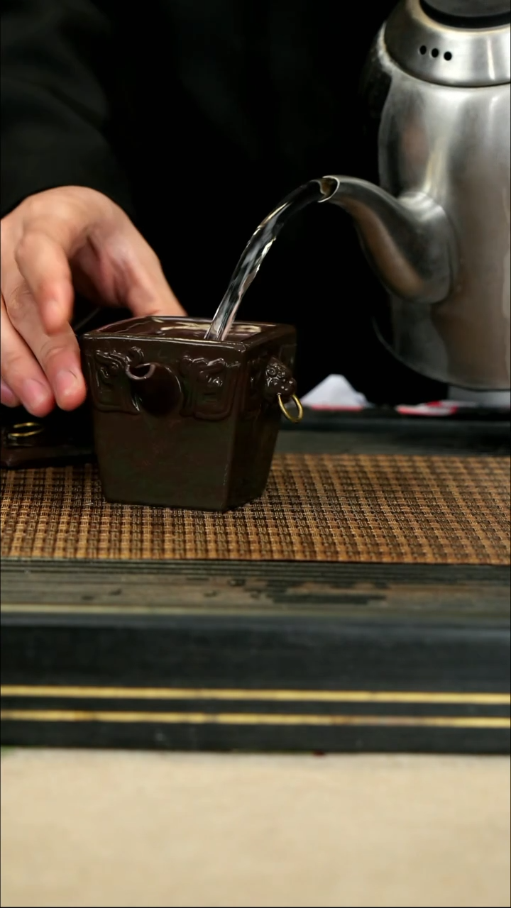【闪购商品】紫砂茶壶LZY128青铜手抓 四方