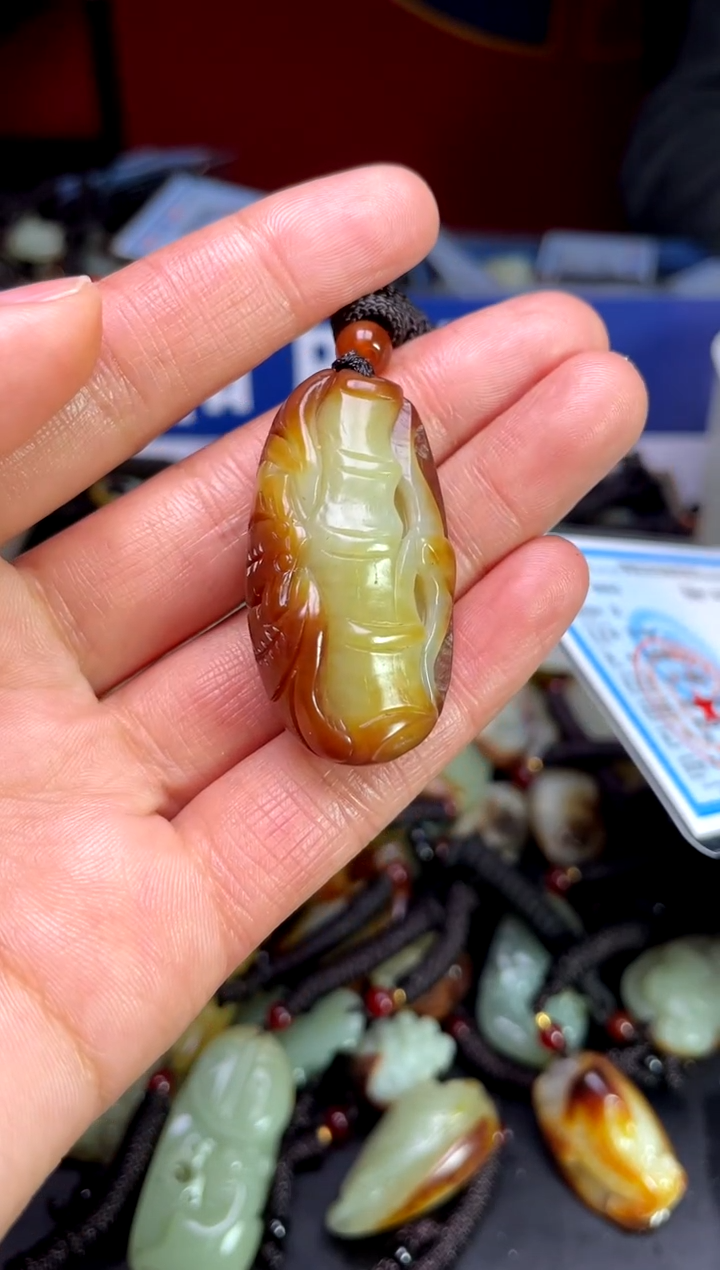 【闪购商品】和田玉颈饰未镶嵌321