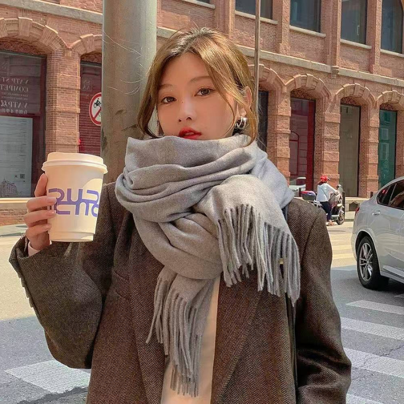 围巾女款2025新款纯色高级感仿羊绒披肩两用外搭韩版冬季保暖围脖