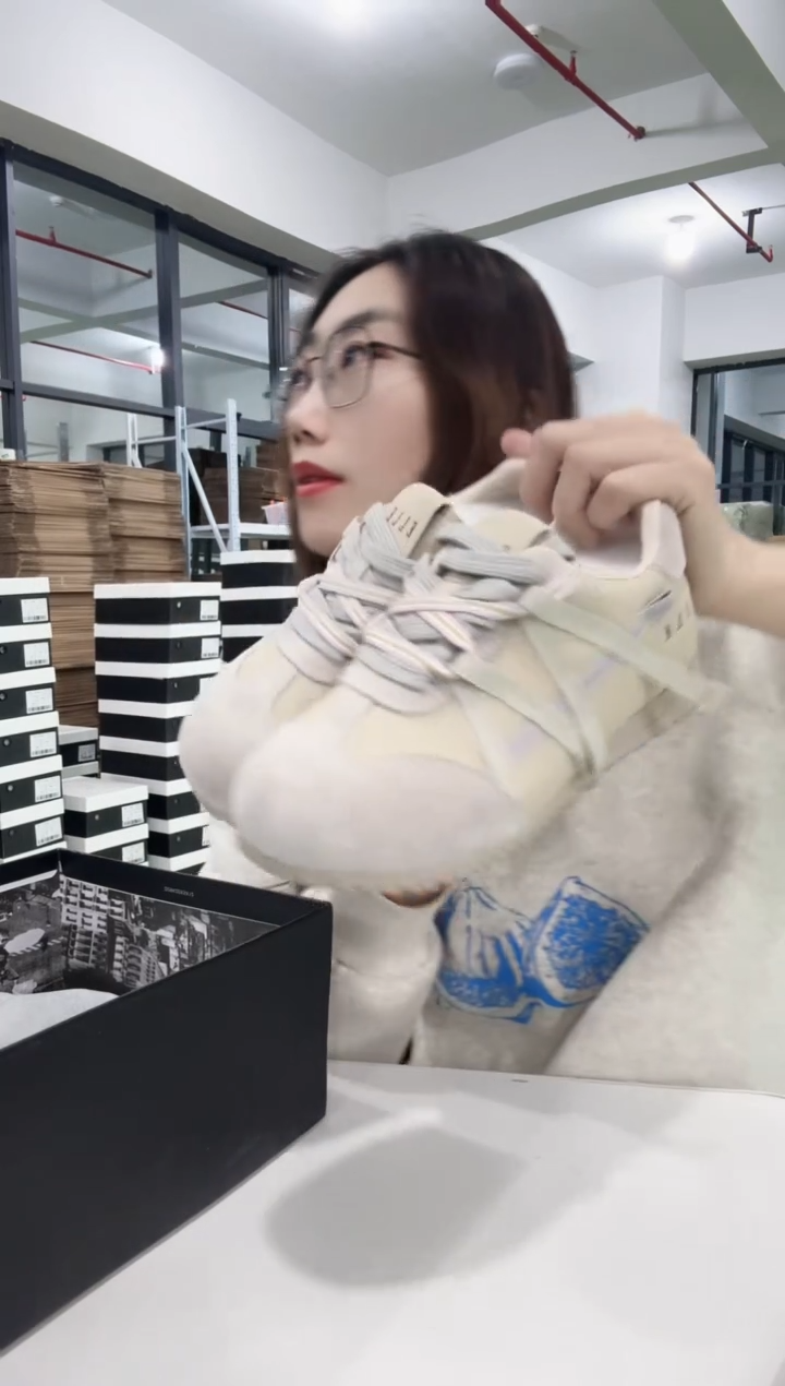 妮妮严选女鞋40码