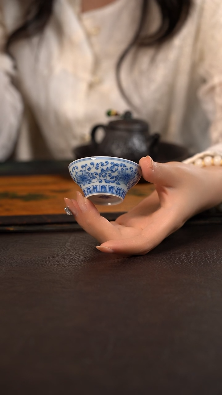 杯聚澜堂凤尾花折腰杯